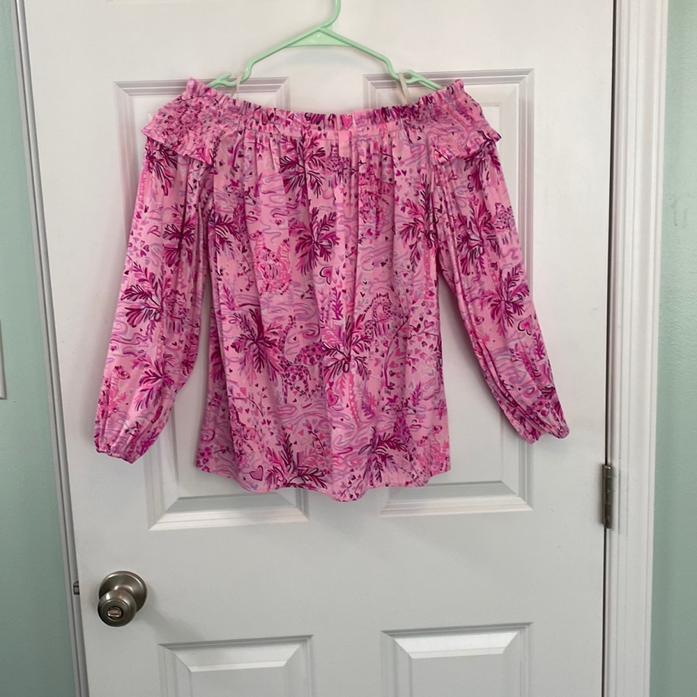 Lilly Pulitzer Off-the shoulder top